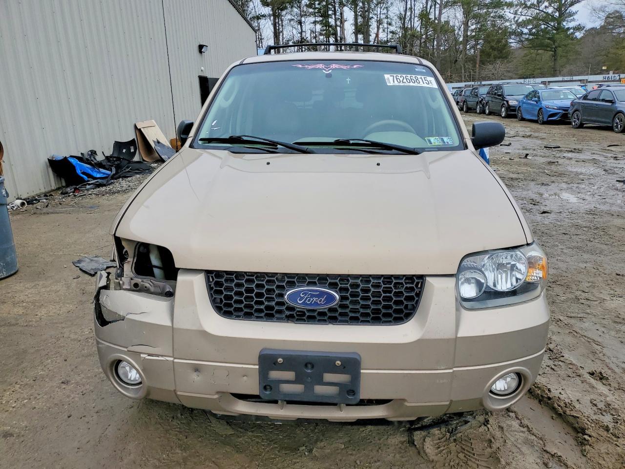 2007 Ford Escape Limited - Image 5