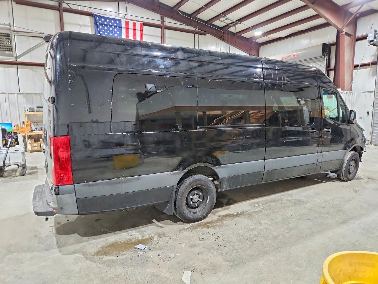 2022 Mercedes Benz Sprinter Delivery Van - Image 3