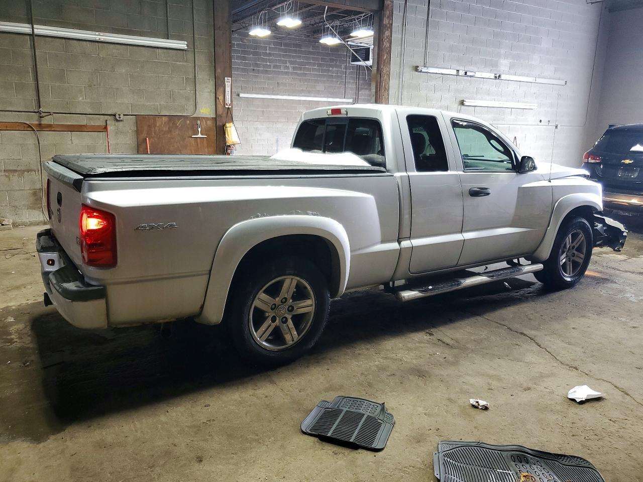 2008 Dodge Dakota Slt - Фото 3