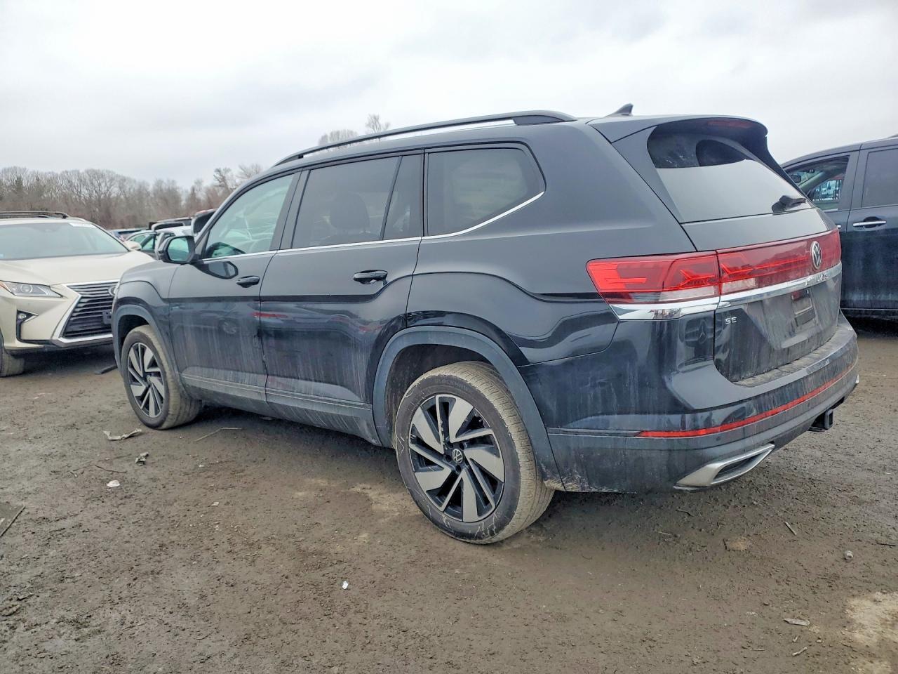 2024 Volkswagen Atlas Se - Фото 2