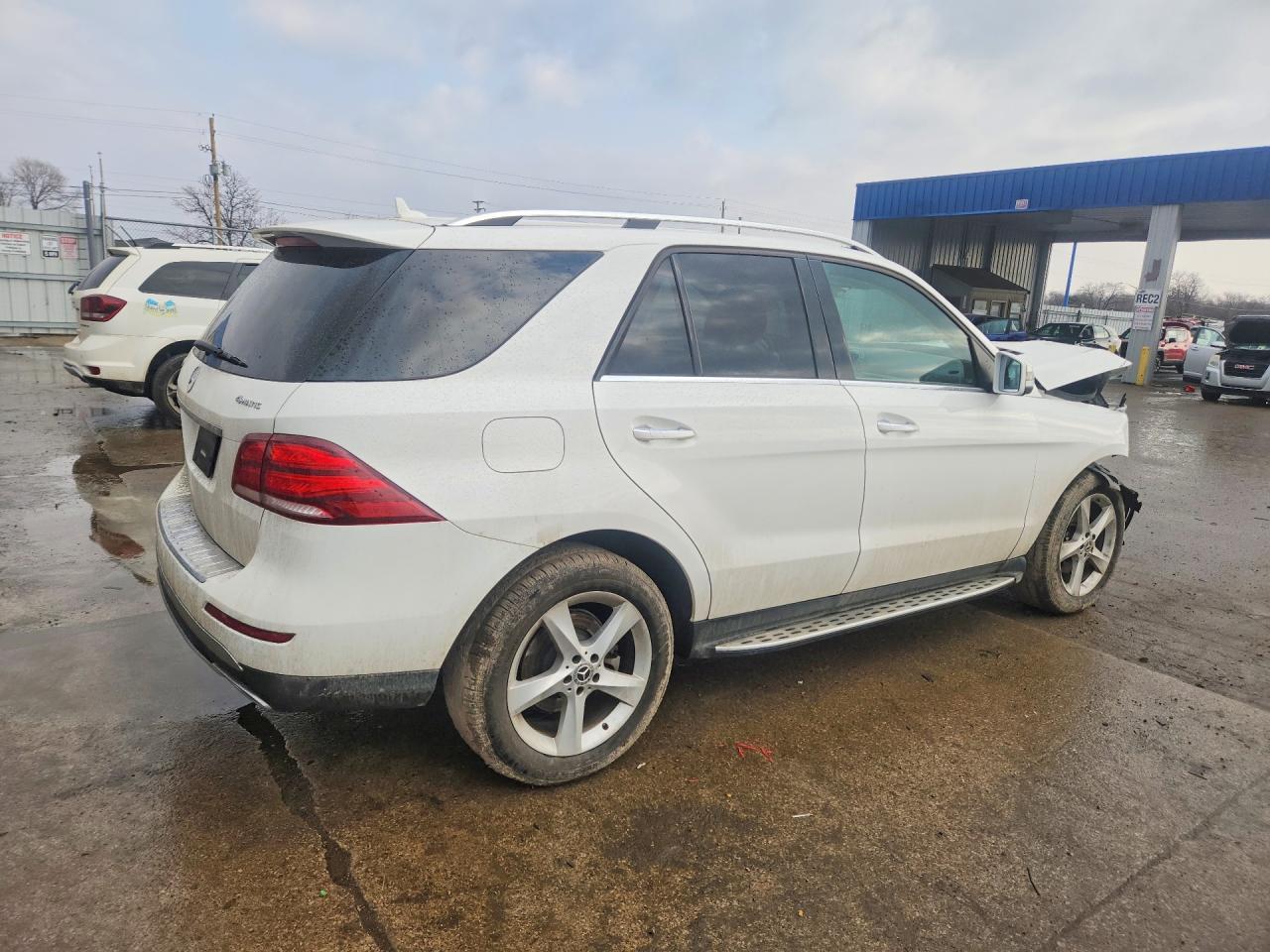 2017 Mercedes-Benz Gle 350 4Matic - Фото 3