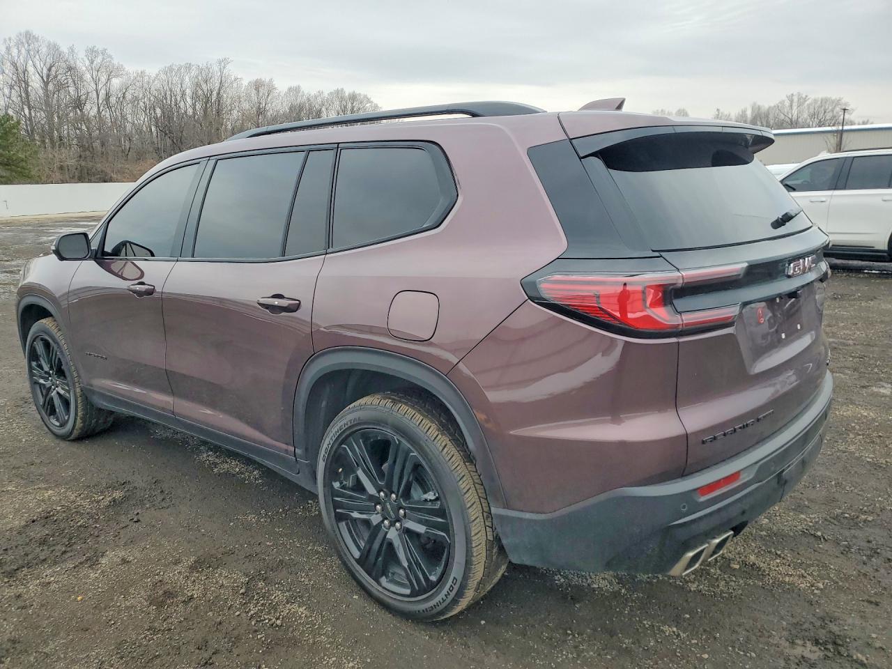 2025 GMC Acadia Elevation - Image 2