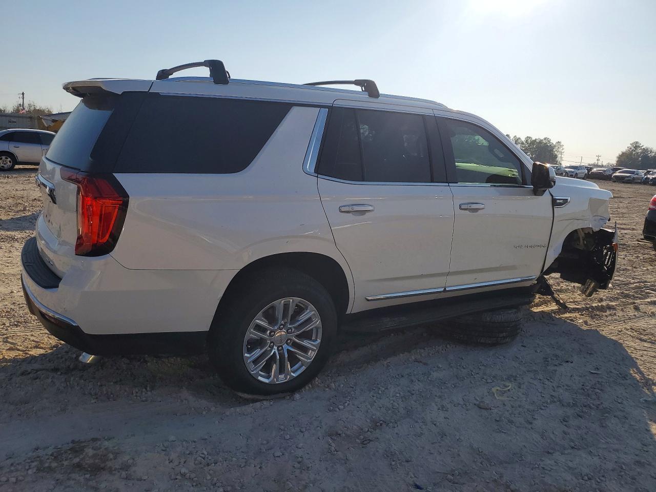 2021 GMC Yukon Slt - Фото 3