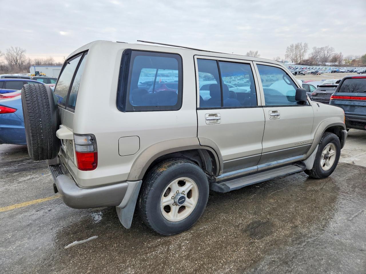 2000 Isuzu Trooper S - Фото 3