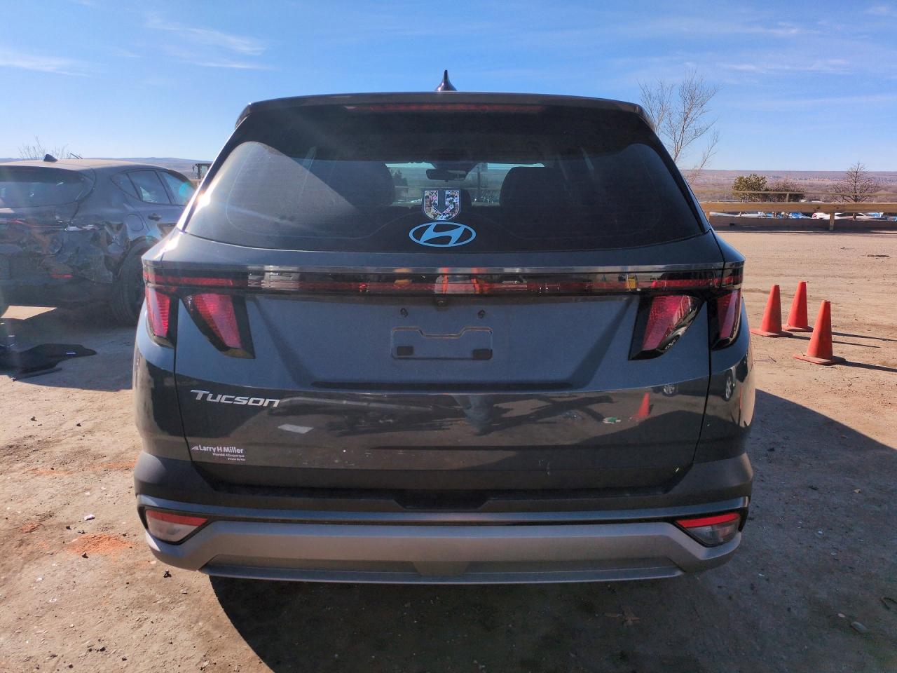 2025 Hyundai Tucson Se - Image 6
