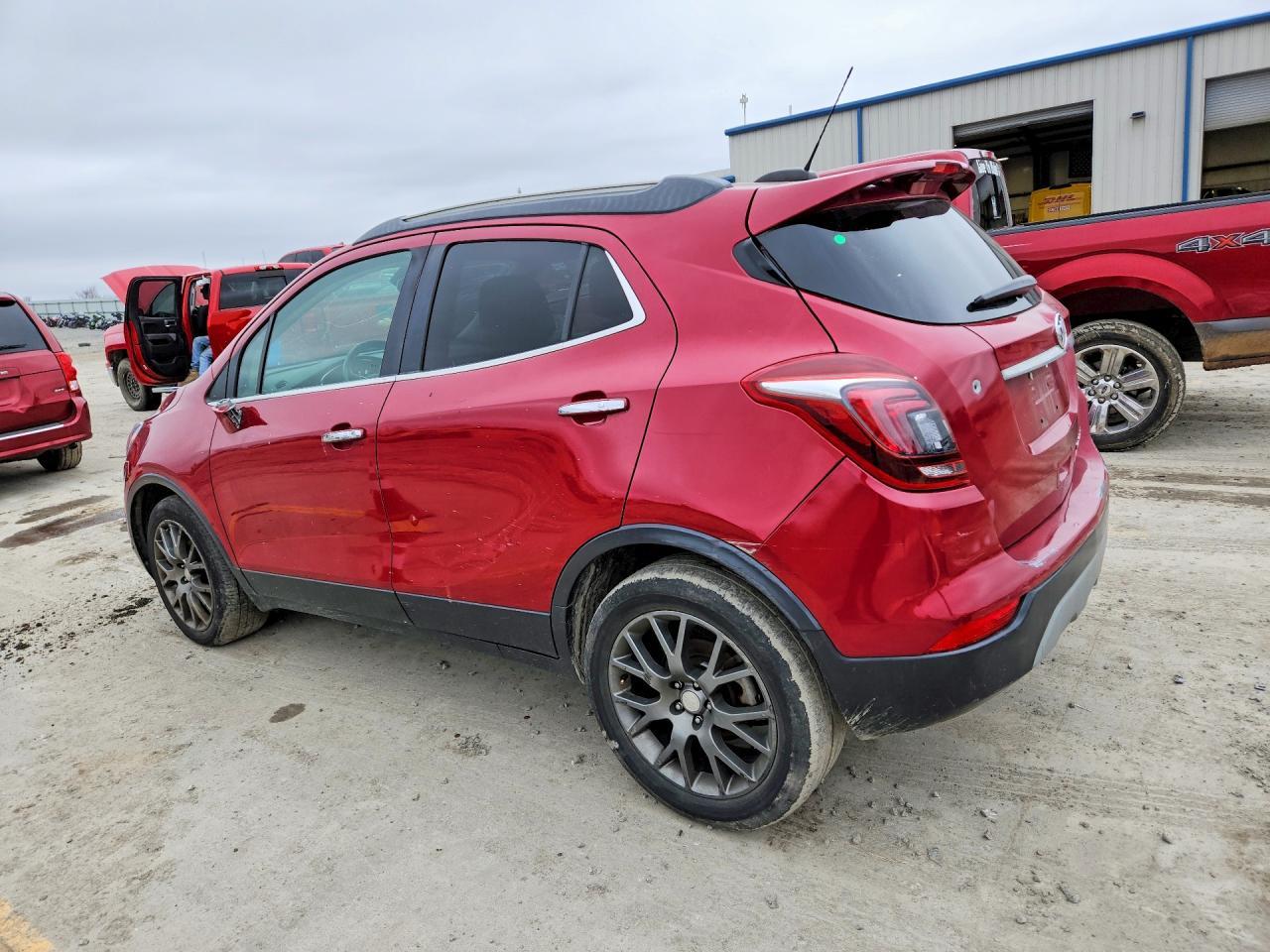 2019 Buick Encore Sport Touring - Фото 2