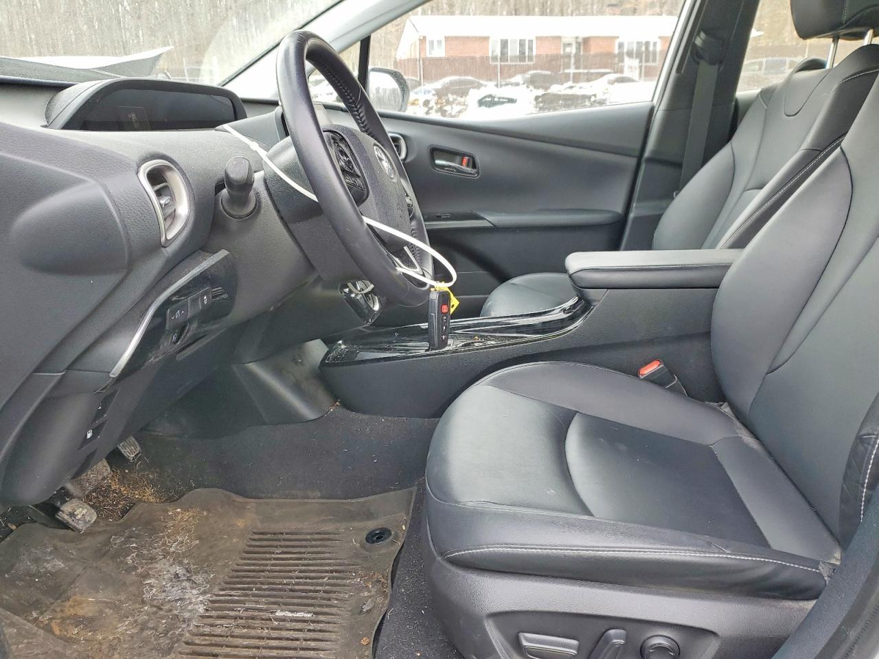 2022 Toyota Prius Prime Le - Фото 7