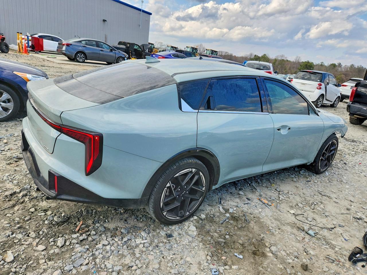 2025 Kia K4 Gt-Line - Image 3