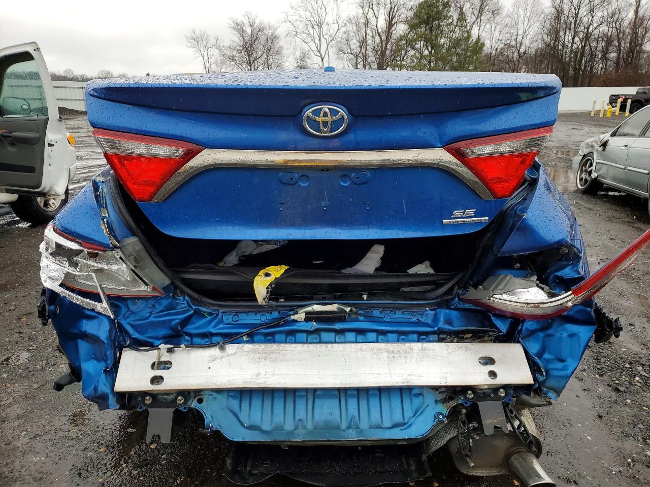 2016 Toyota Camry Special Edition - Фото 6