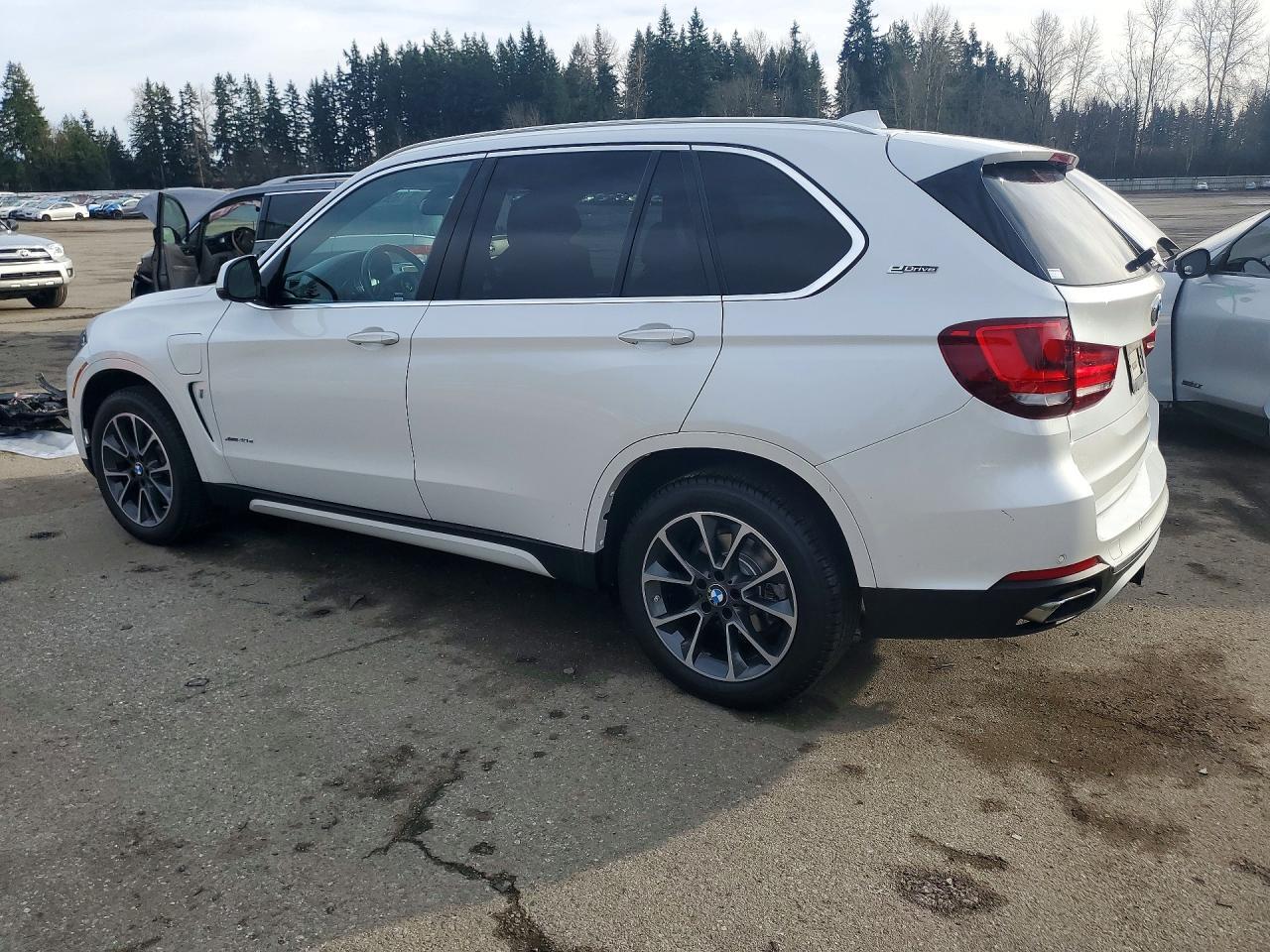 2017 BMW X5 Xdr40E - Image 2