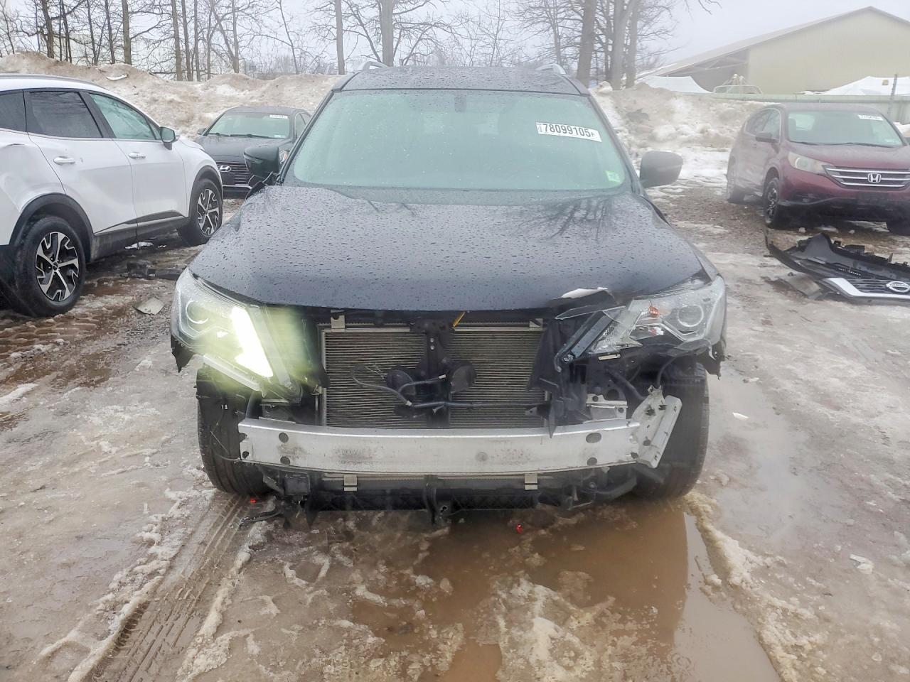 2019 Nissan Pathfinder S - Image 5