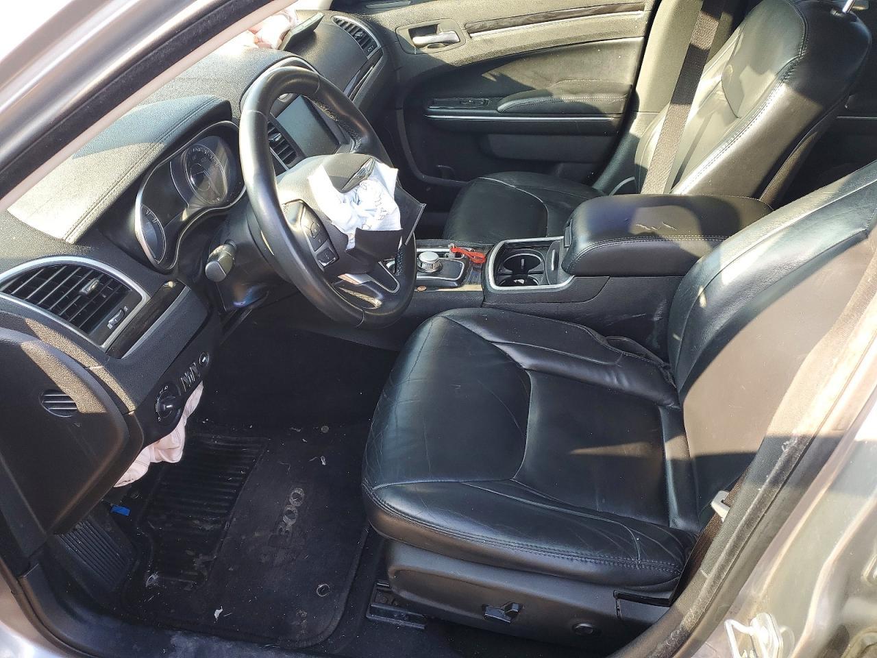 2015 Chrysler 300 Limited - Фото 7