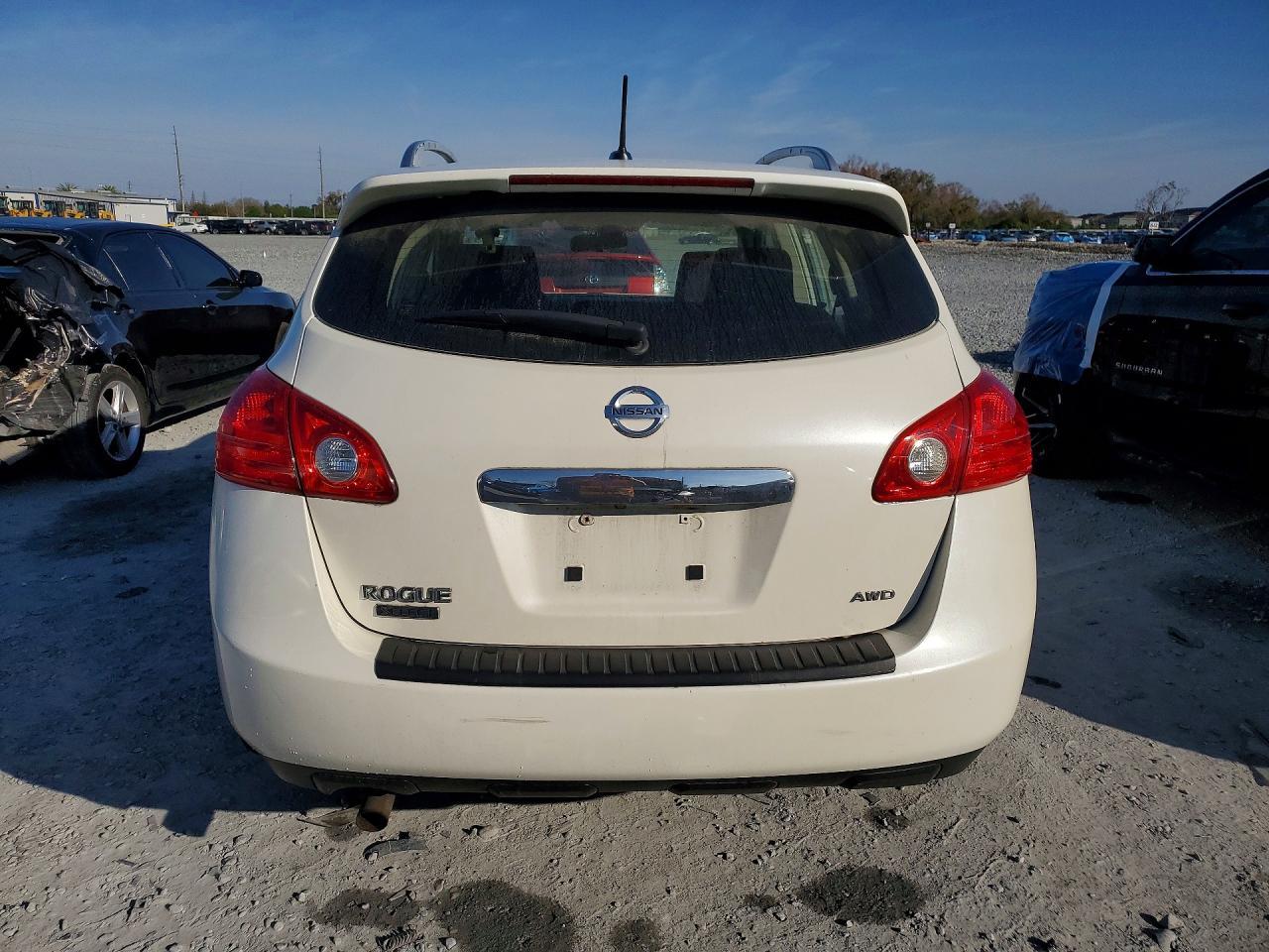 2014 Nissan Rogue Select S - Фото 6