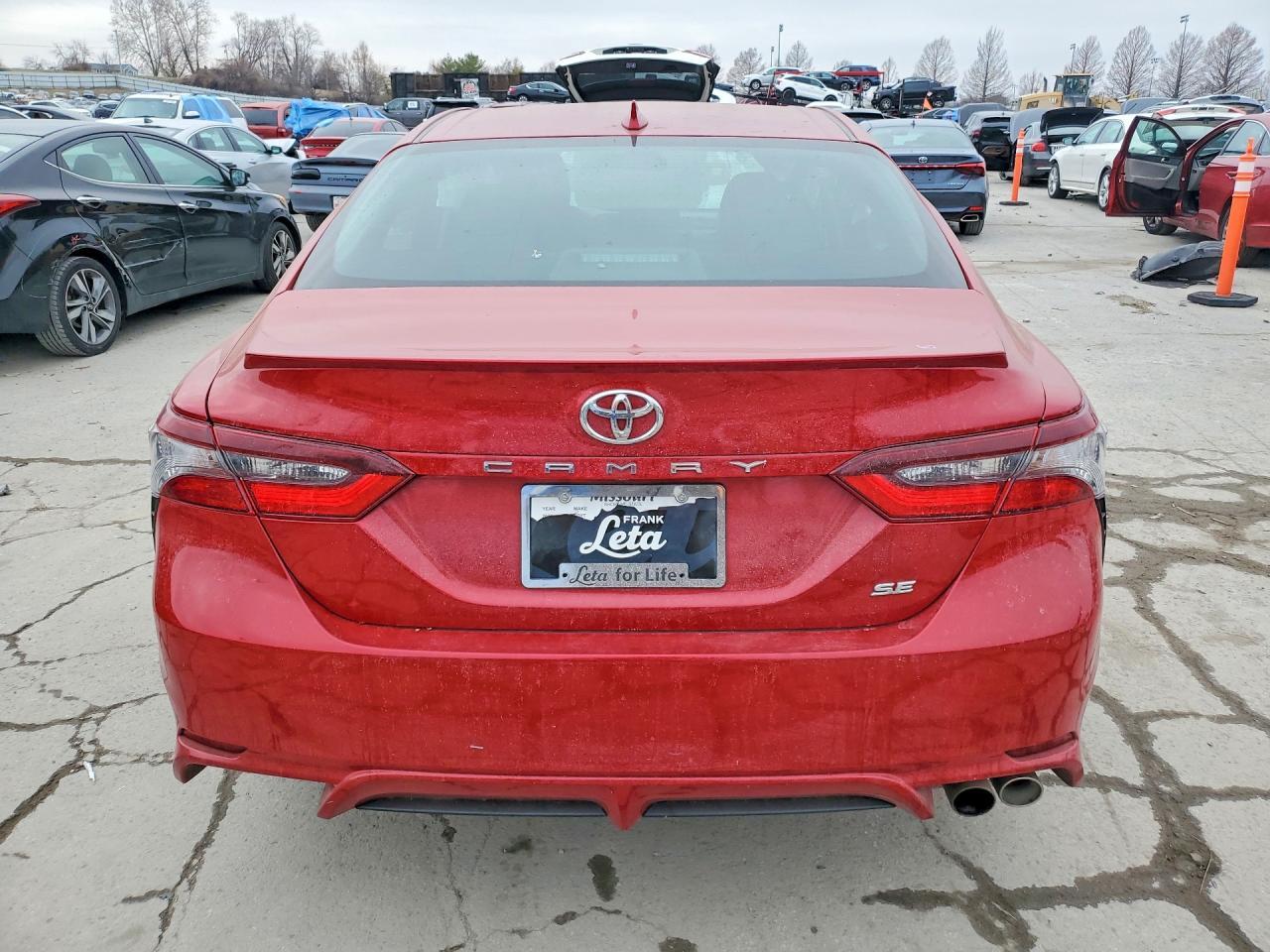 2023 Toyota Camry Se - Фото 6