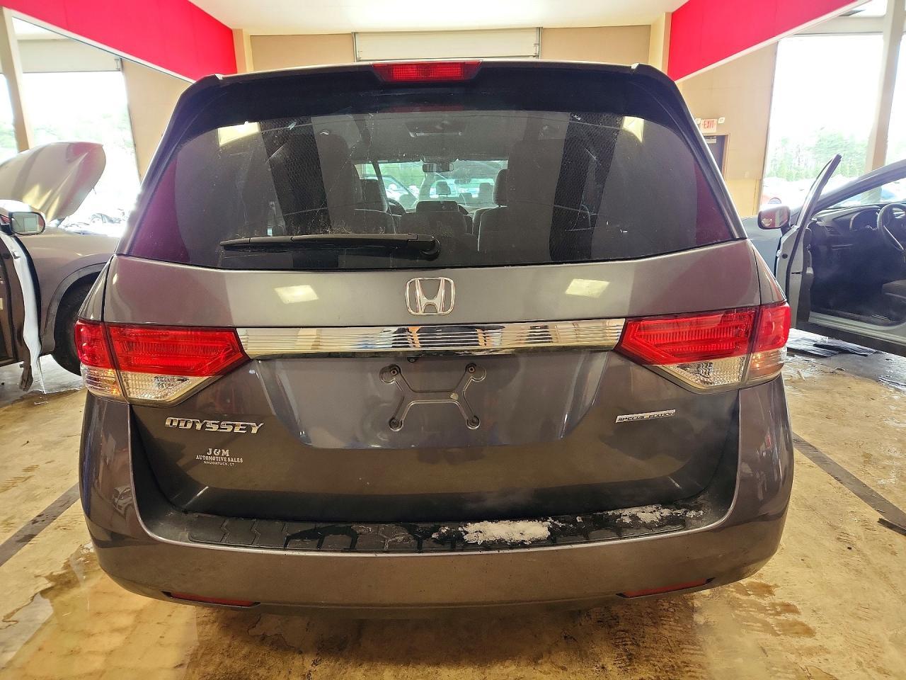 2016 Honda Odyssey Se - Фото 6