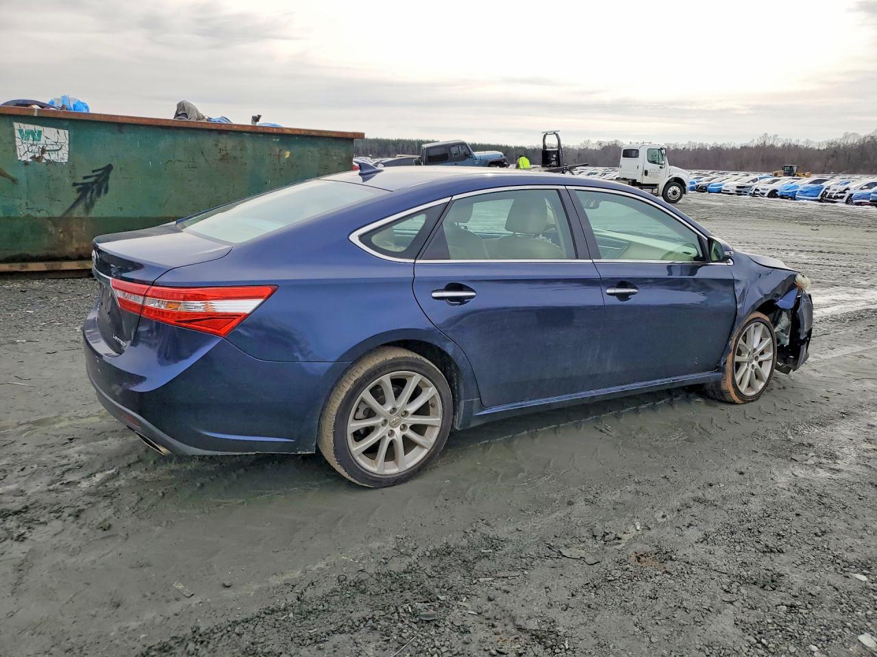 2013 Toyota Avalon Base - Image 3
