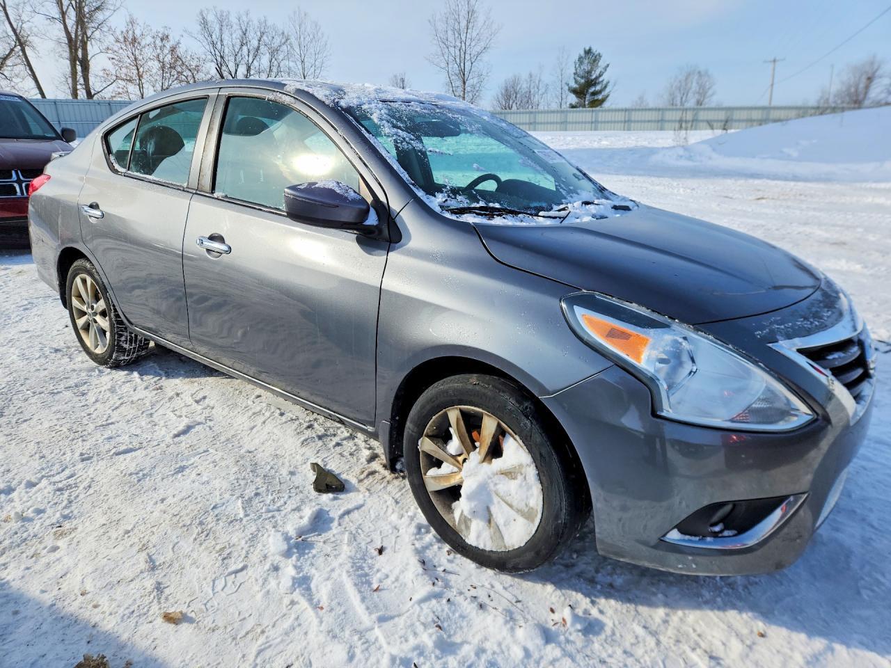 2016 Nissan Versa 1.6 Sl - Image 4