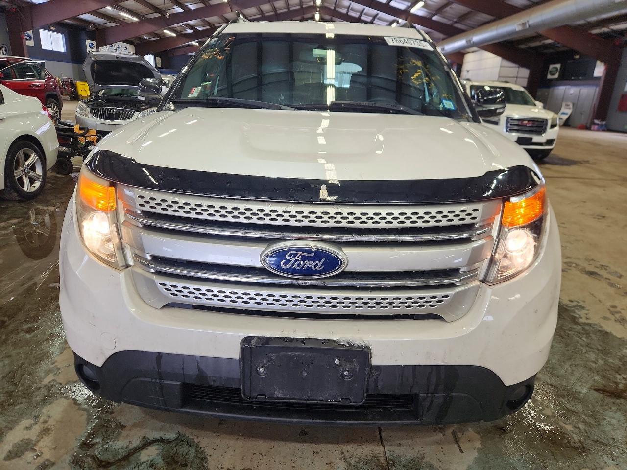 2014 Ford Explorer Xlt - Image 5