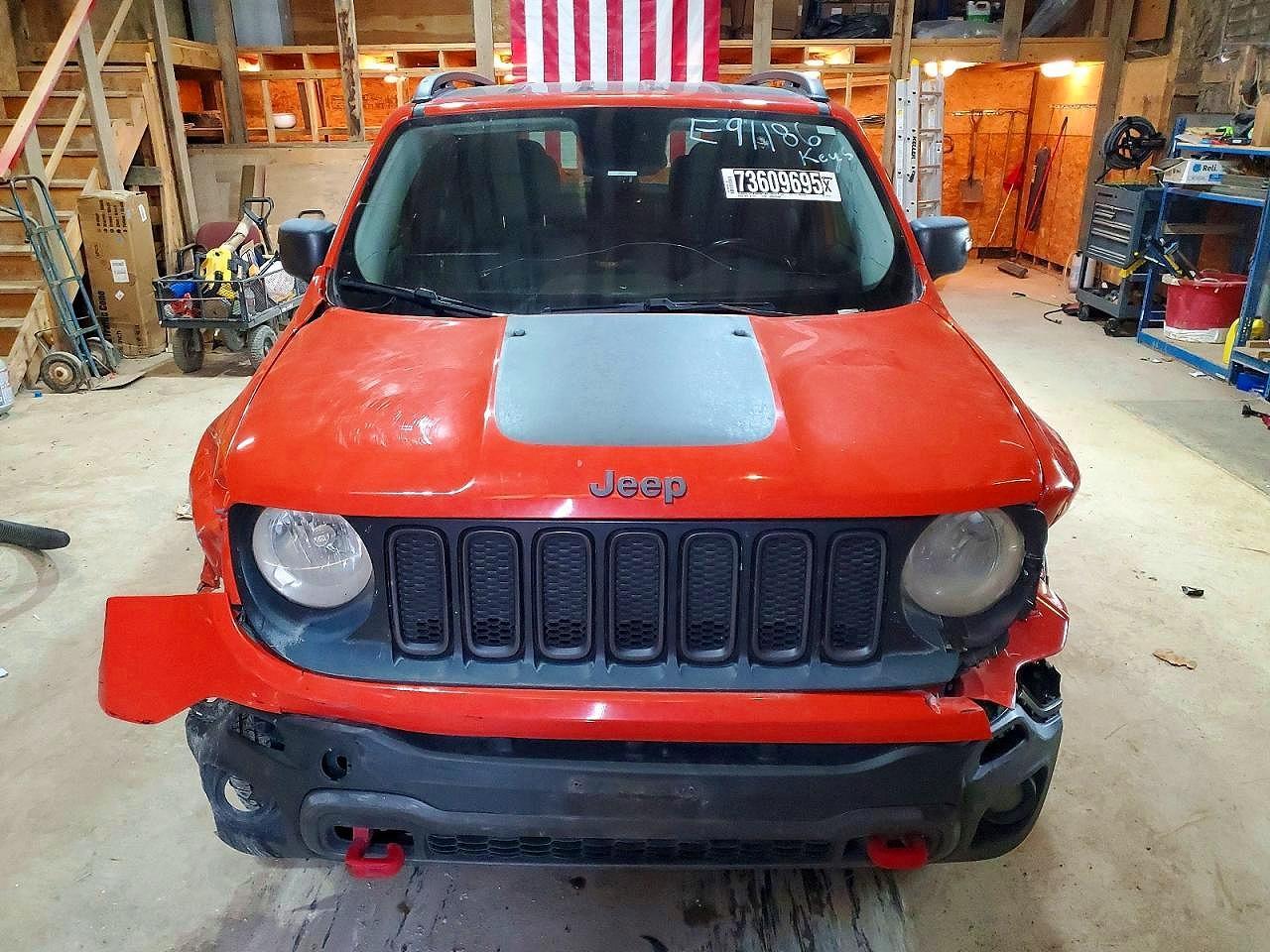 2017 Jeep Renegade Trailhawk - Image 5
