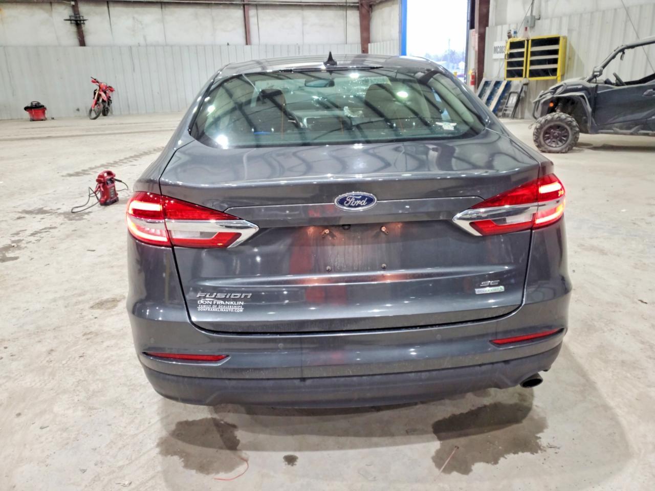2020 Ford Fusion Se - Фото 6