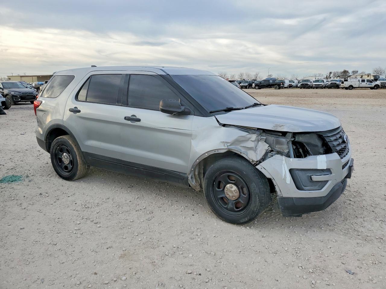 2016 Ford Explorer Police Interceptor - Image 4