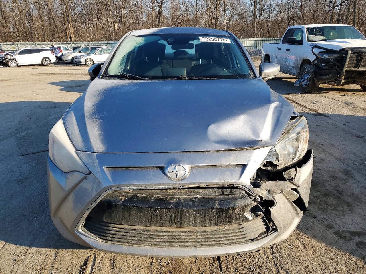 2016 Scion Ia Base - Фото 5