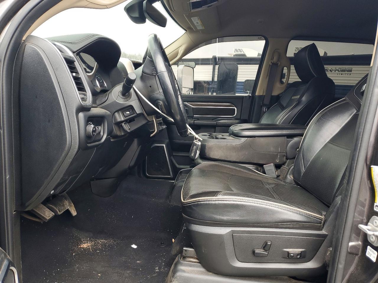 2020 Ram 2500 - Image 7
