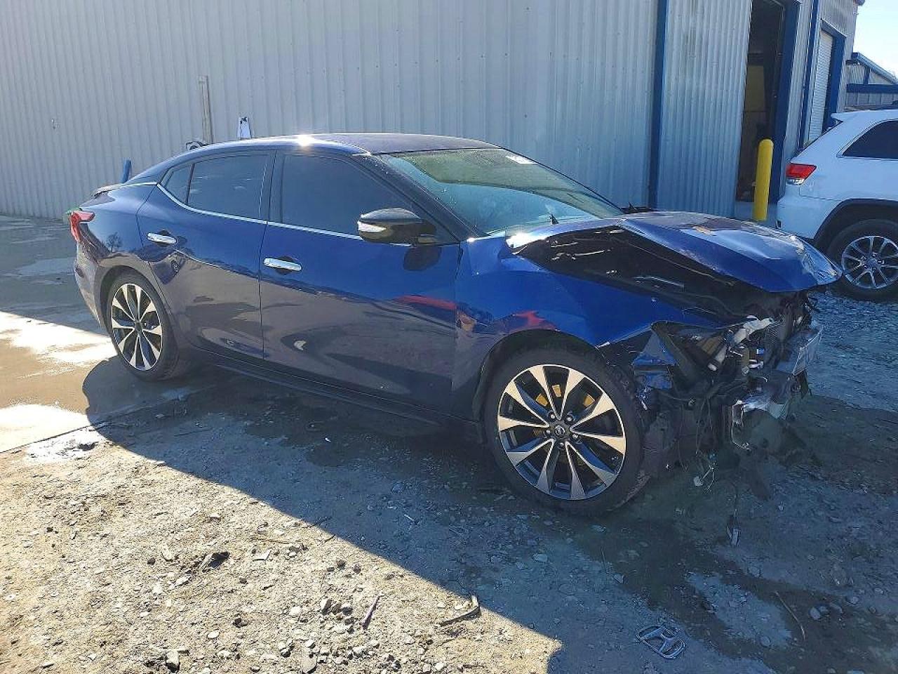 2016 Nissan Maxima 3.5S - Image 4