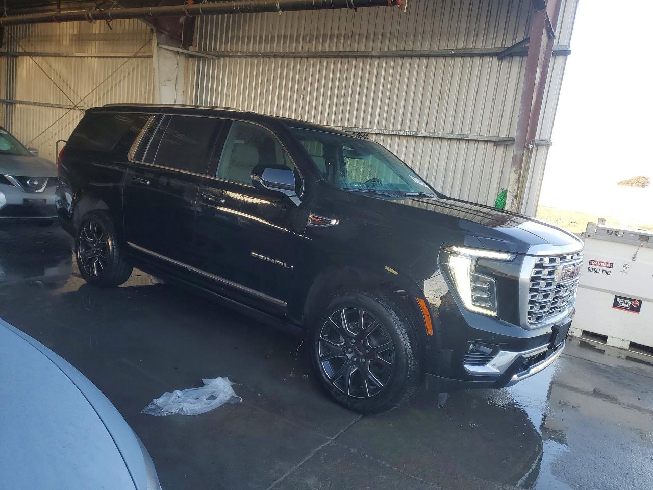 2025 GMC Yukon Xl Denali - Фото 4
