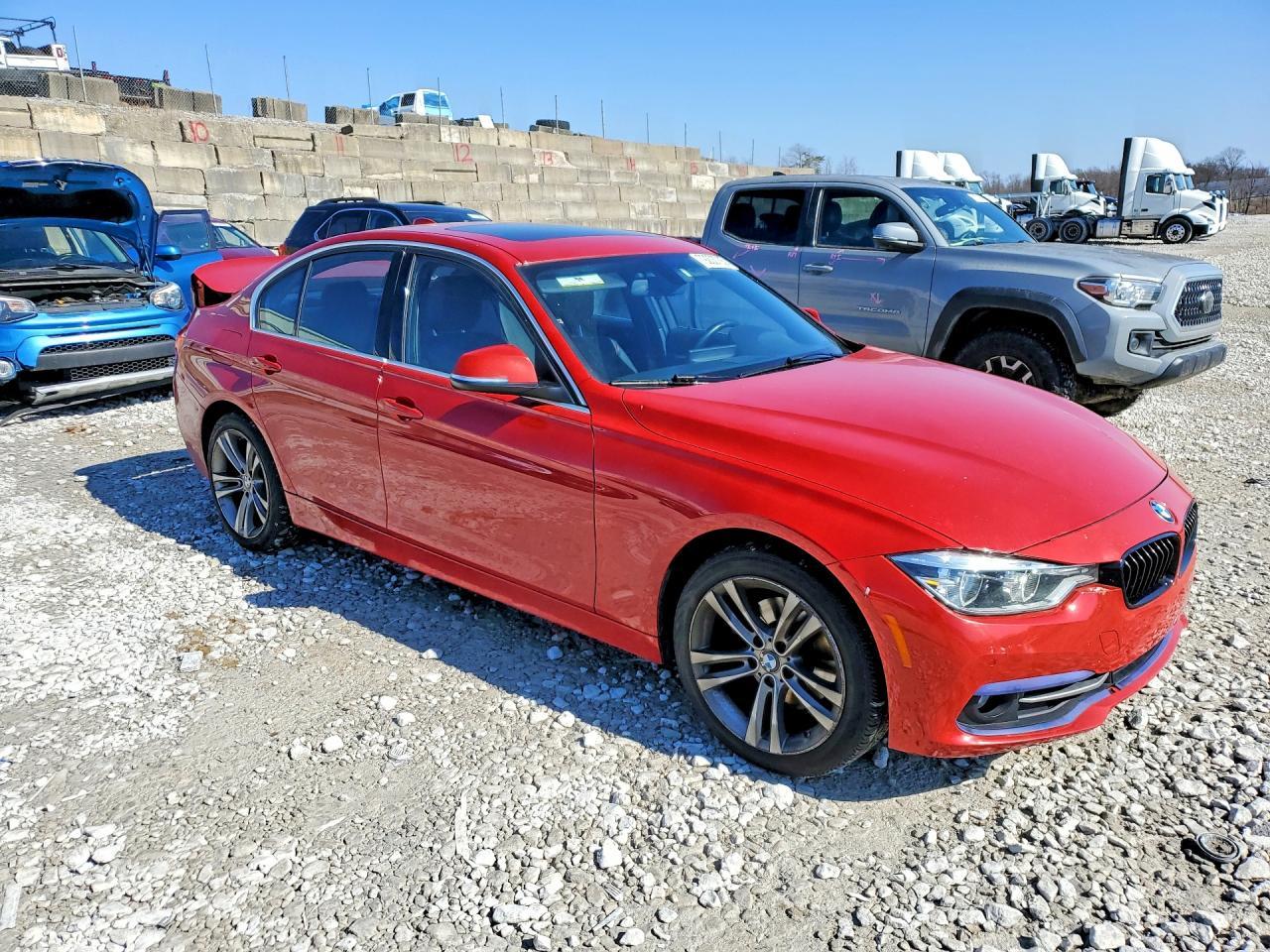 2017 BMW 330 Xi - Фото 4