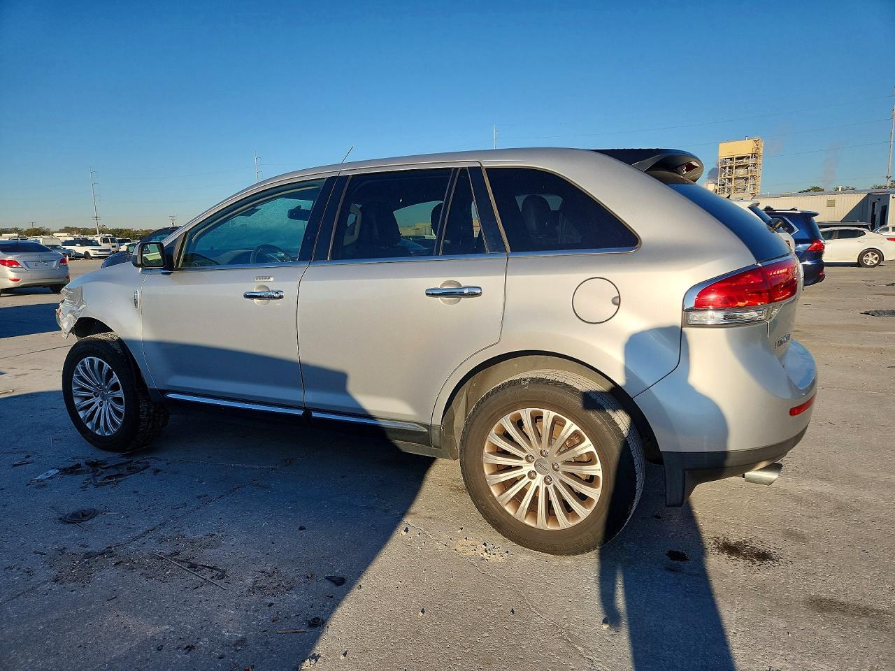 2013 Lincoln Mkx - Image 2