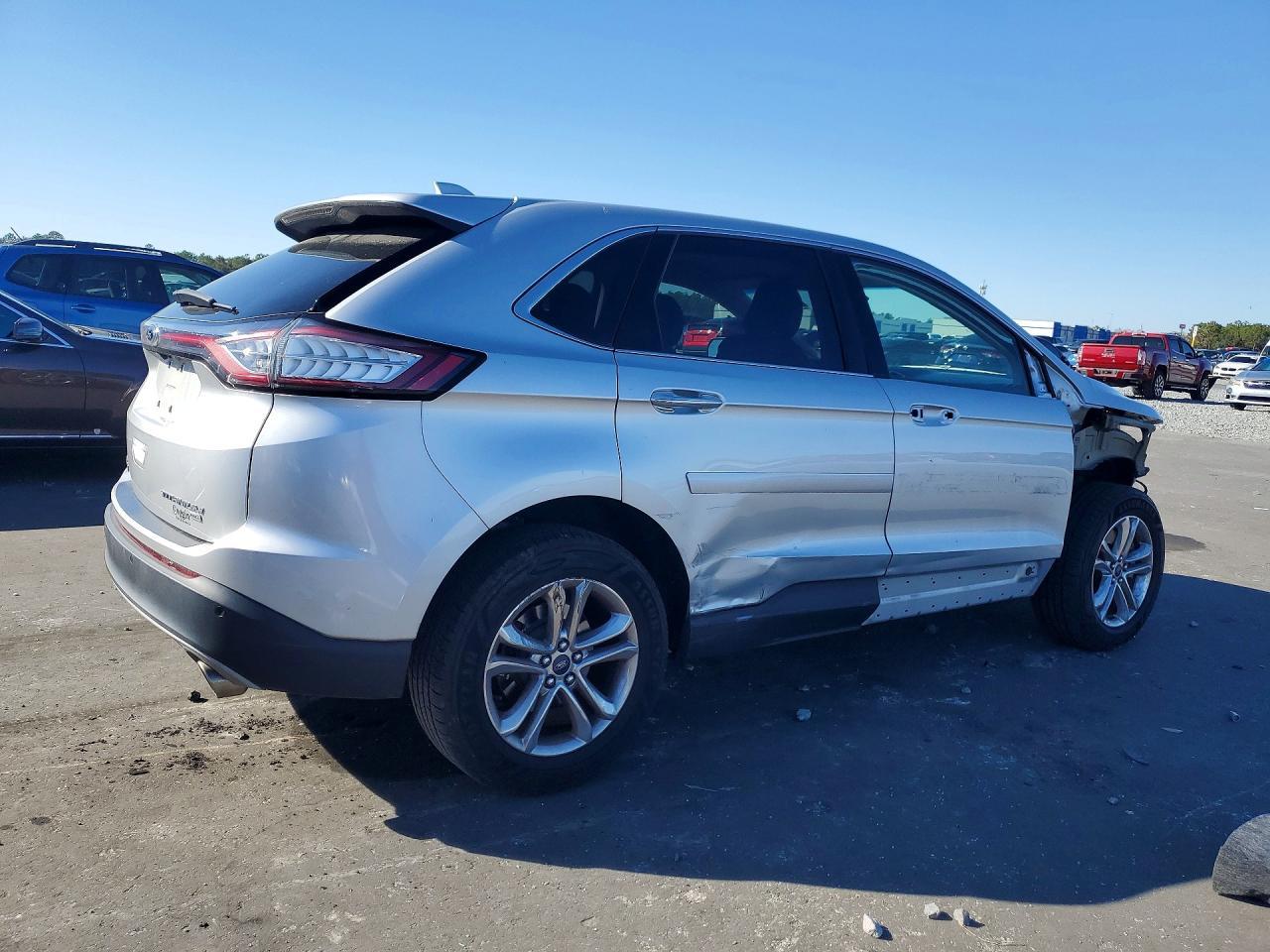 2017 Ford Edge Titanium - Фото 3
