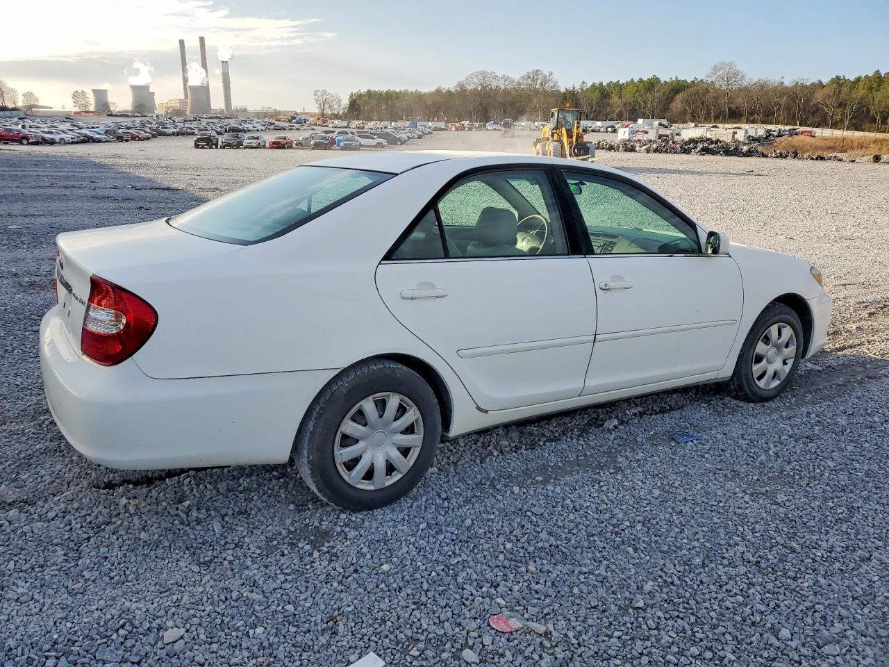 2002 Toyota Camry Le - Фото 3
