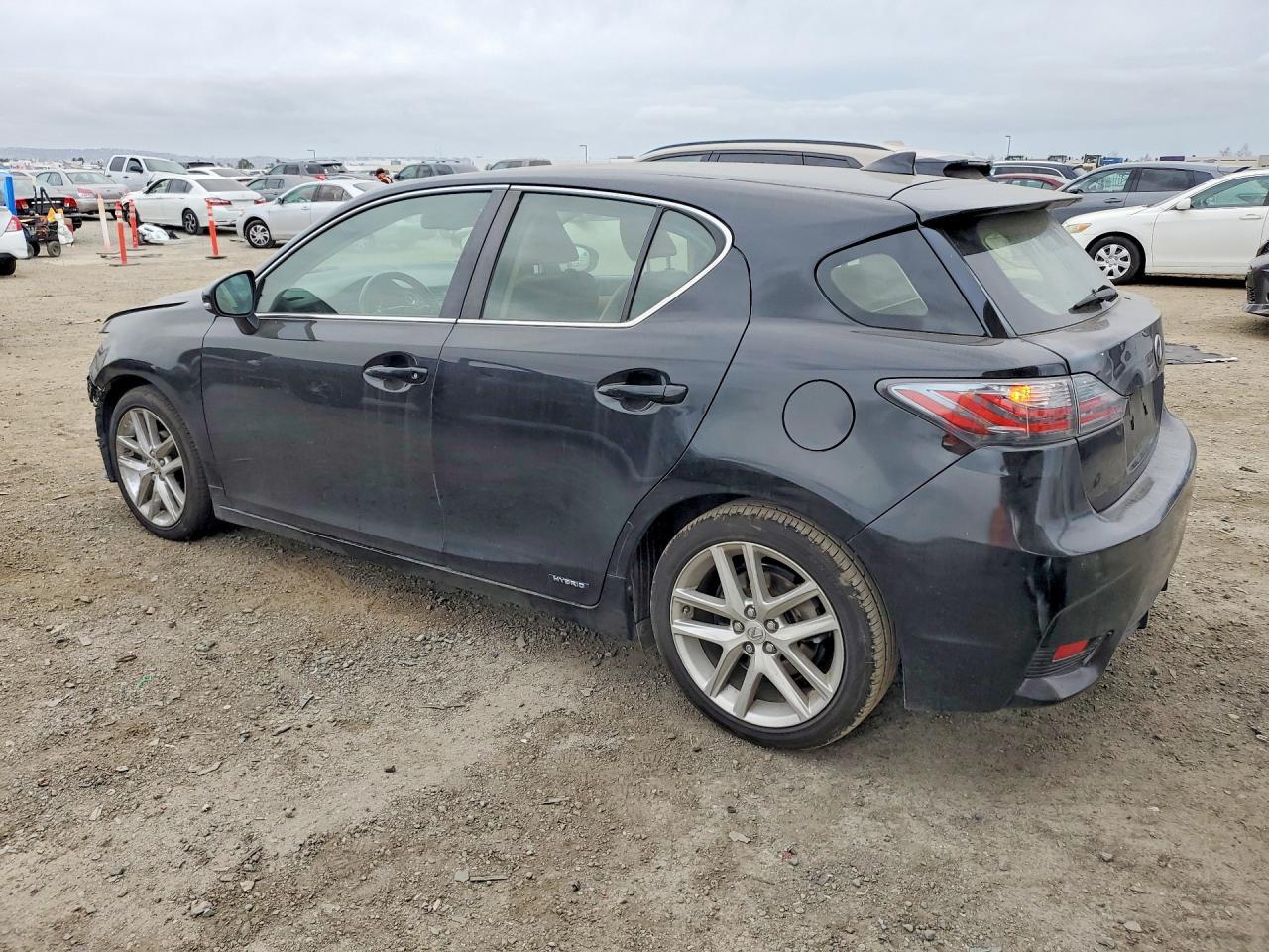 2015 Lexus Ct 200 - Фото 2