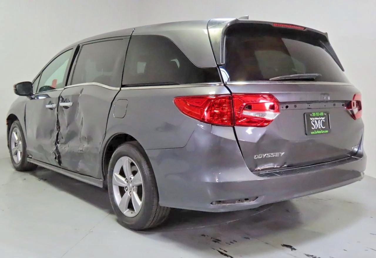 2018 Honda Odyssey Elite - Image 4