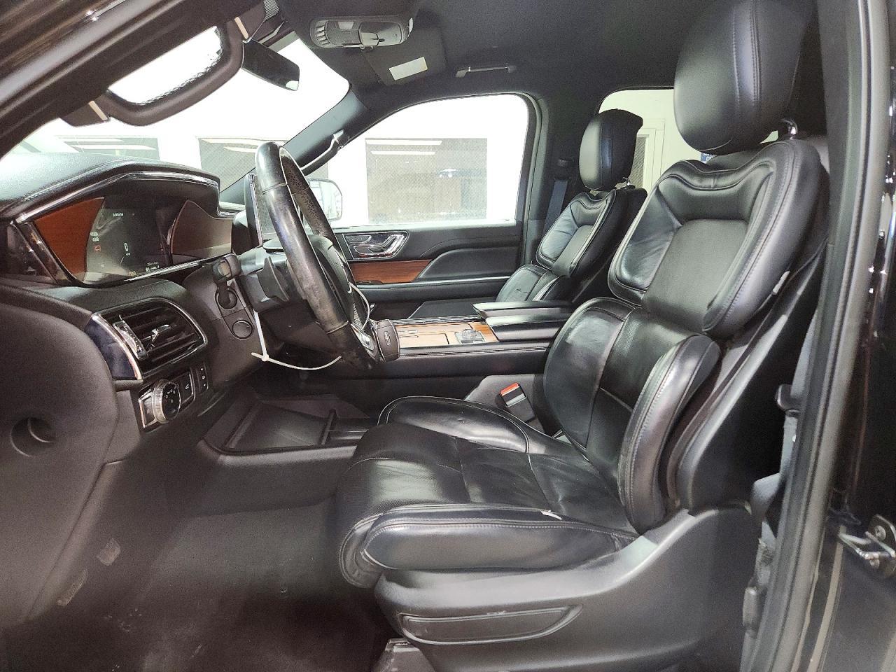 2019 Lincoln Navigator L Select - Image 7