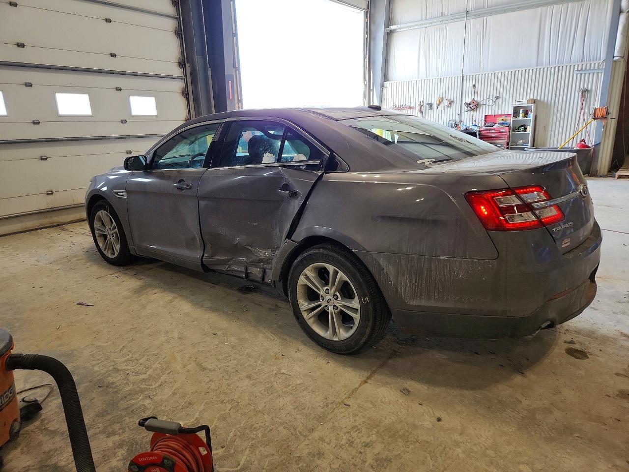 2013 Ford Taurus Sel - Фото 2