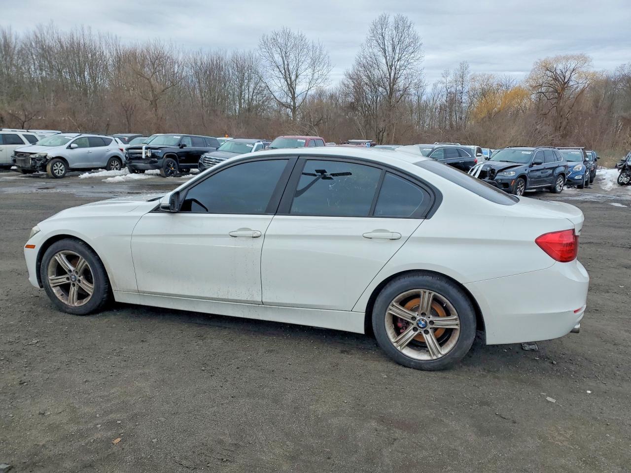 2014 BMW 320 I xDrive - Фото 2