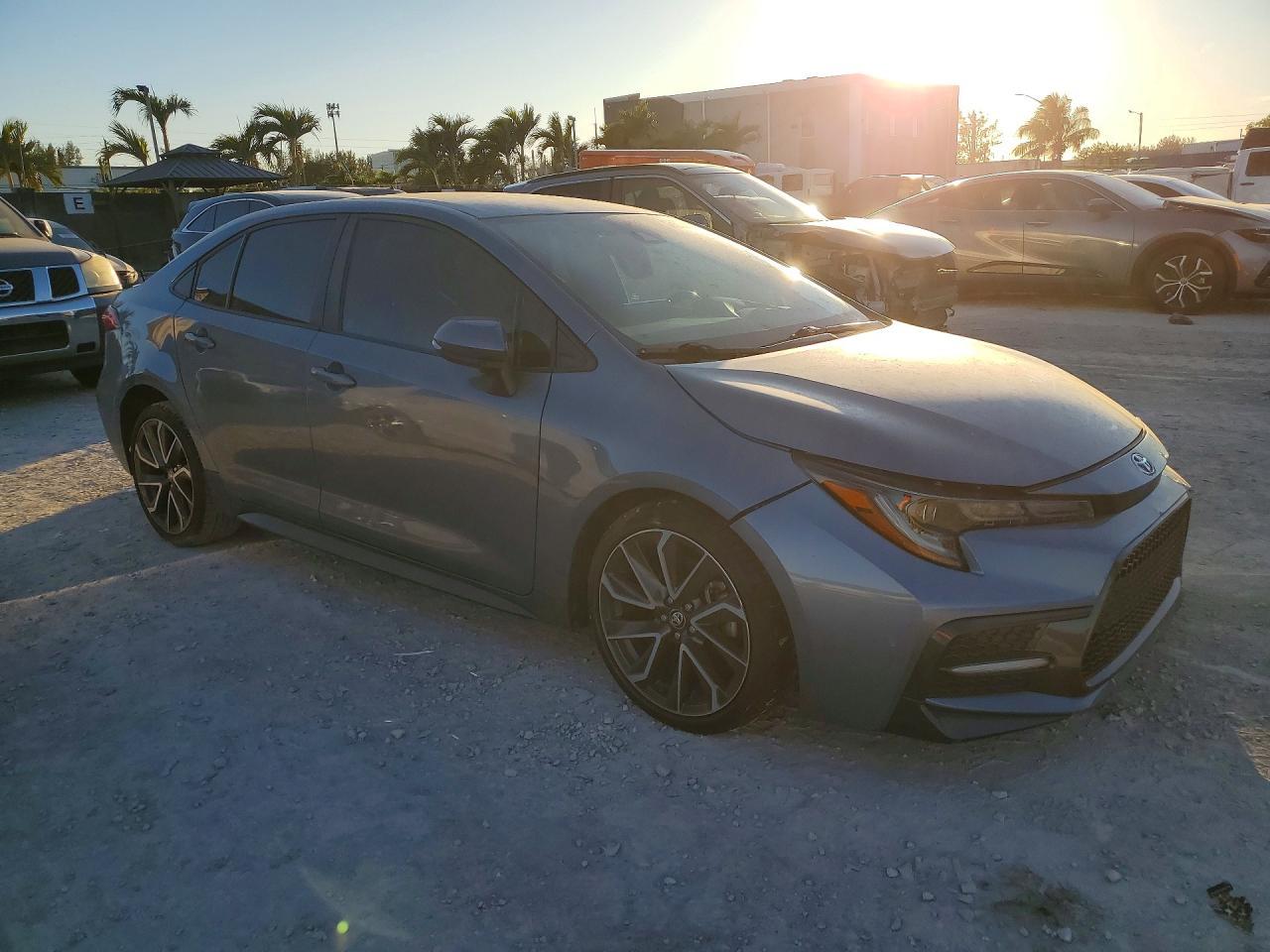 2022 Toyota Corolla Se - Image 4