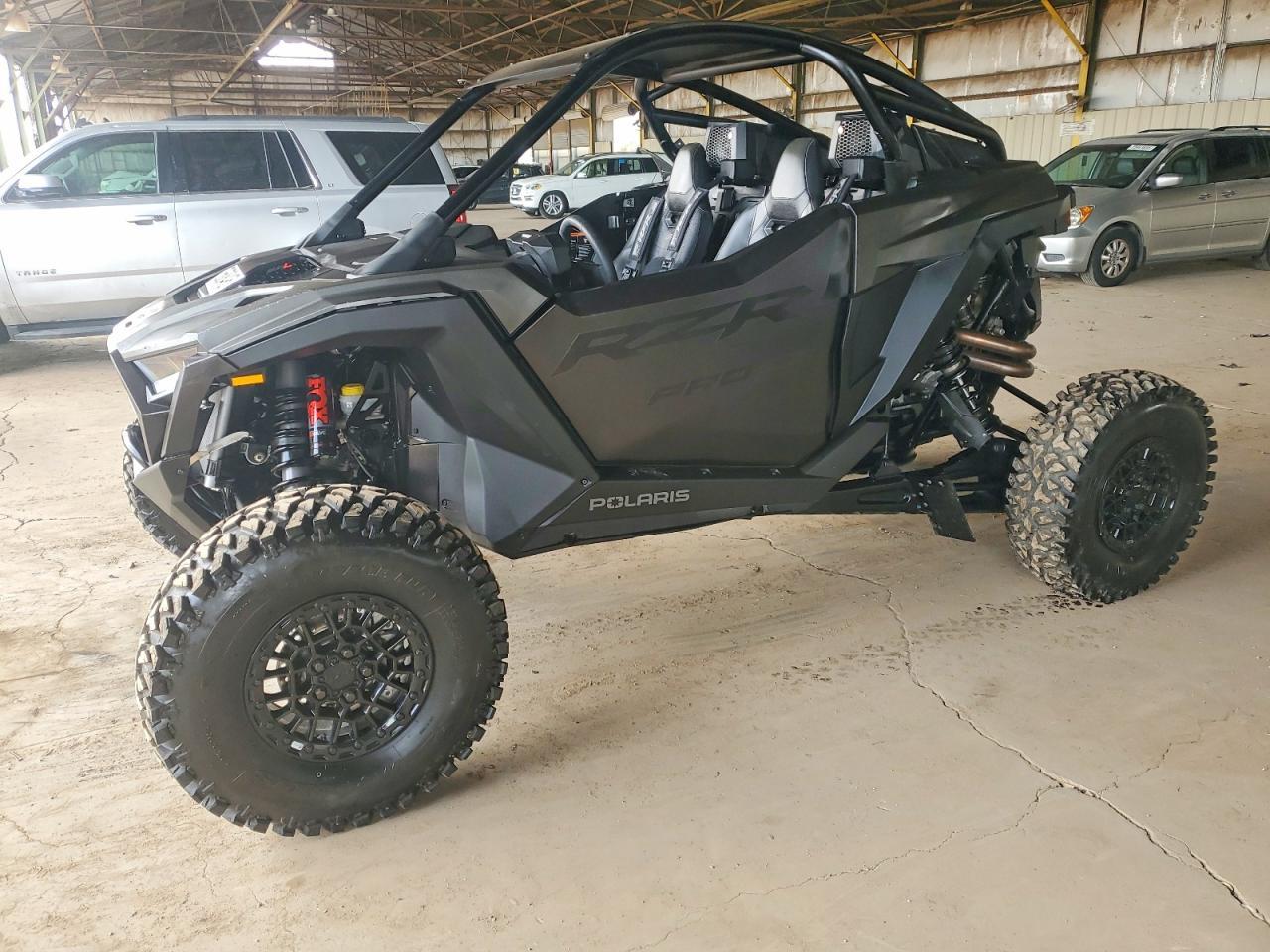 2025 Polaris Rzr Pro R Ultimate - Фото 2