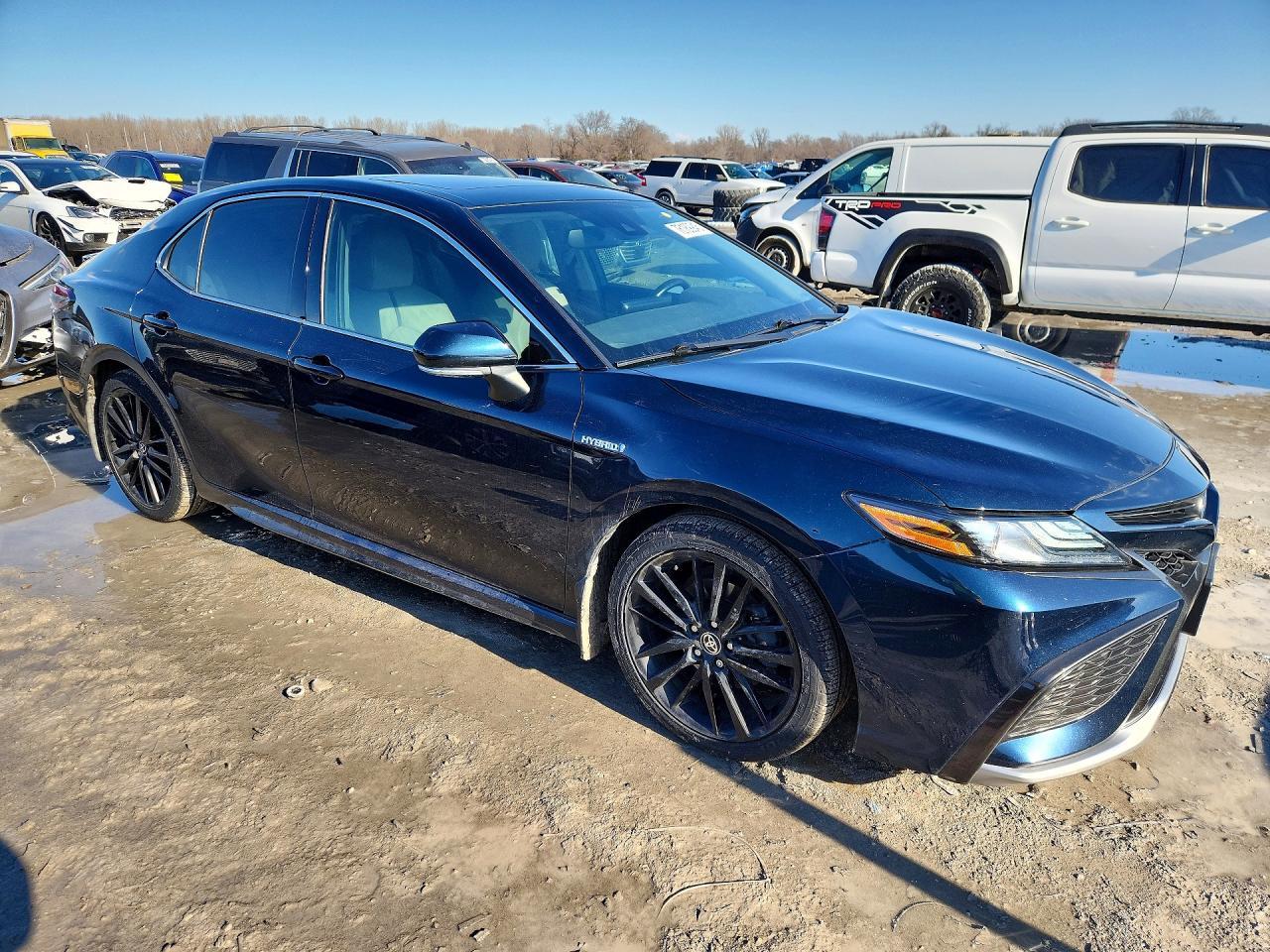 2021 Toyota Camry Xse - Фото 4