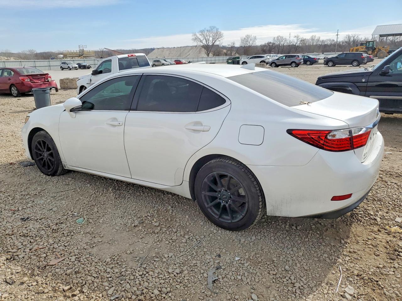2015 Lexus Es - Фото 2
