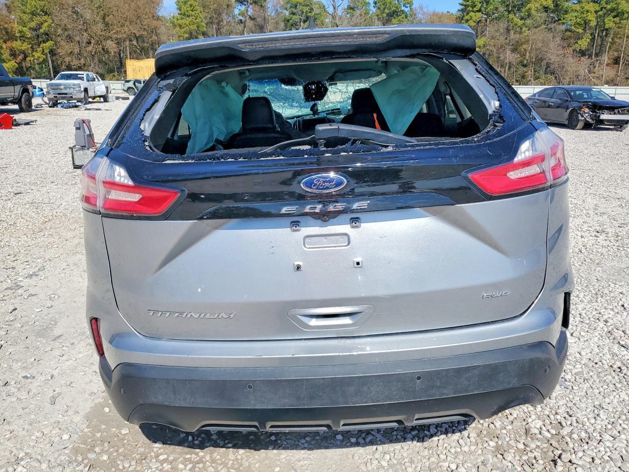 2022 Ford Edge Titanium - Фото 6