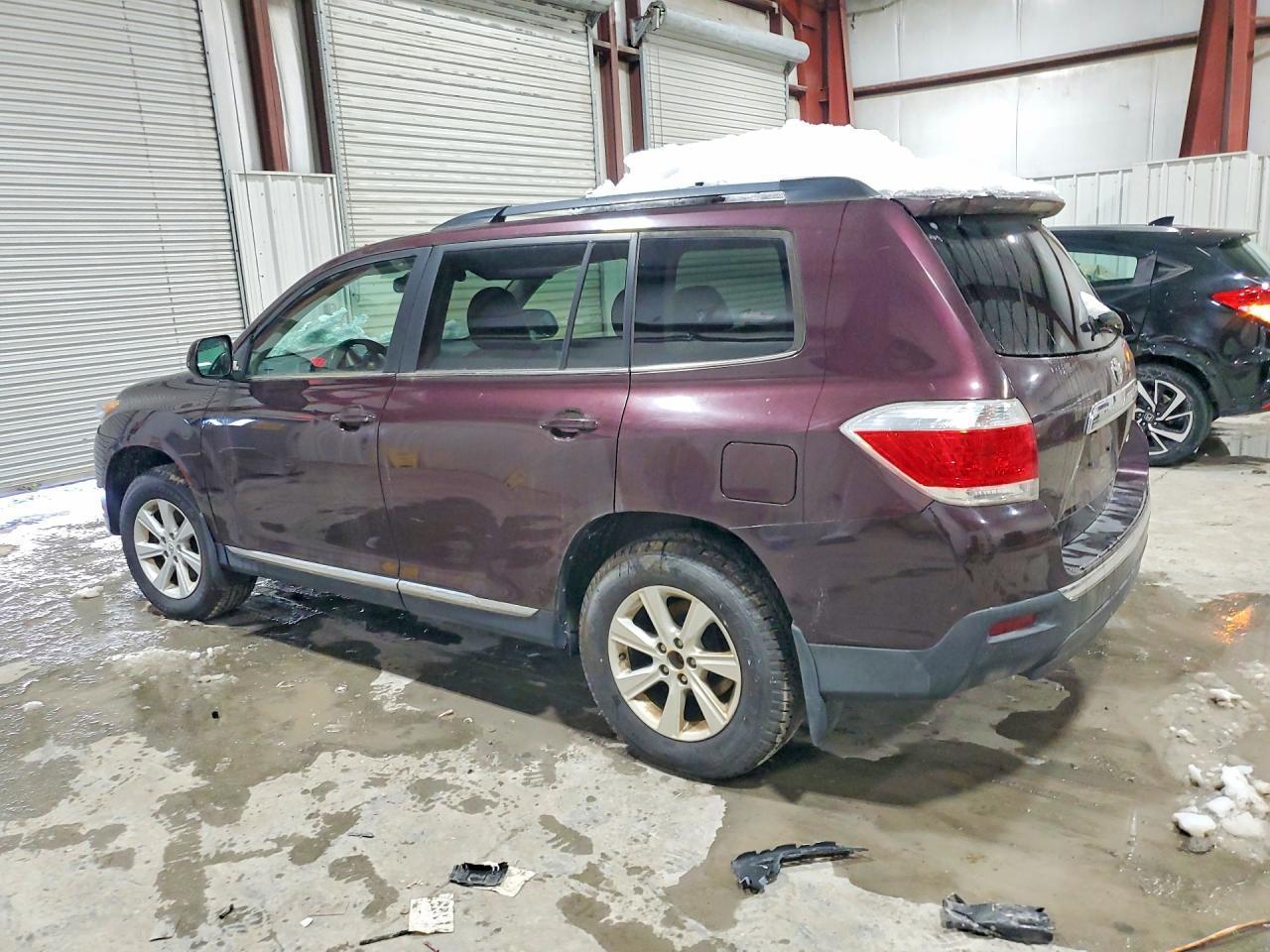 2012 Toyota Highlander Se - Фото 2