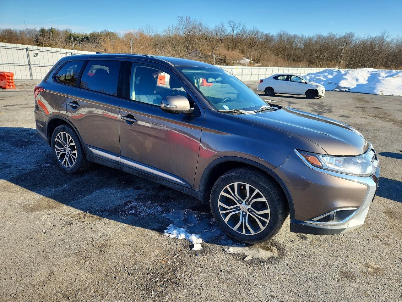 2017 Mitsubishi Outlander Se - Image 4