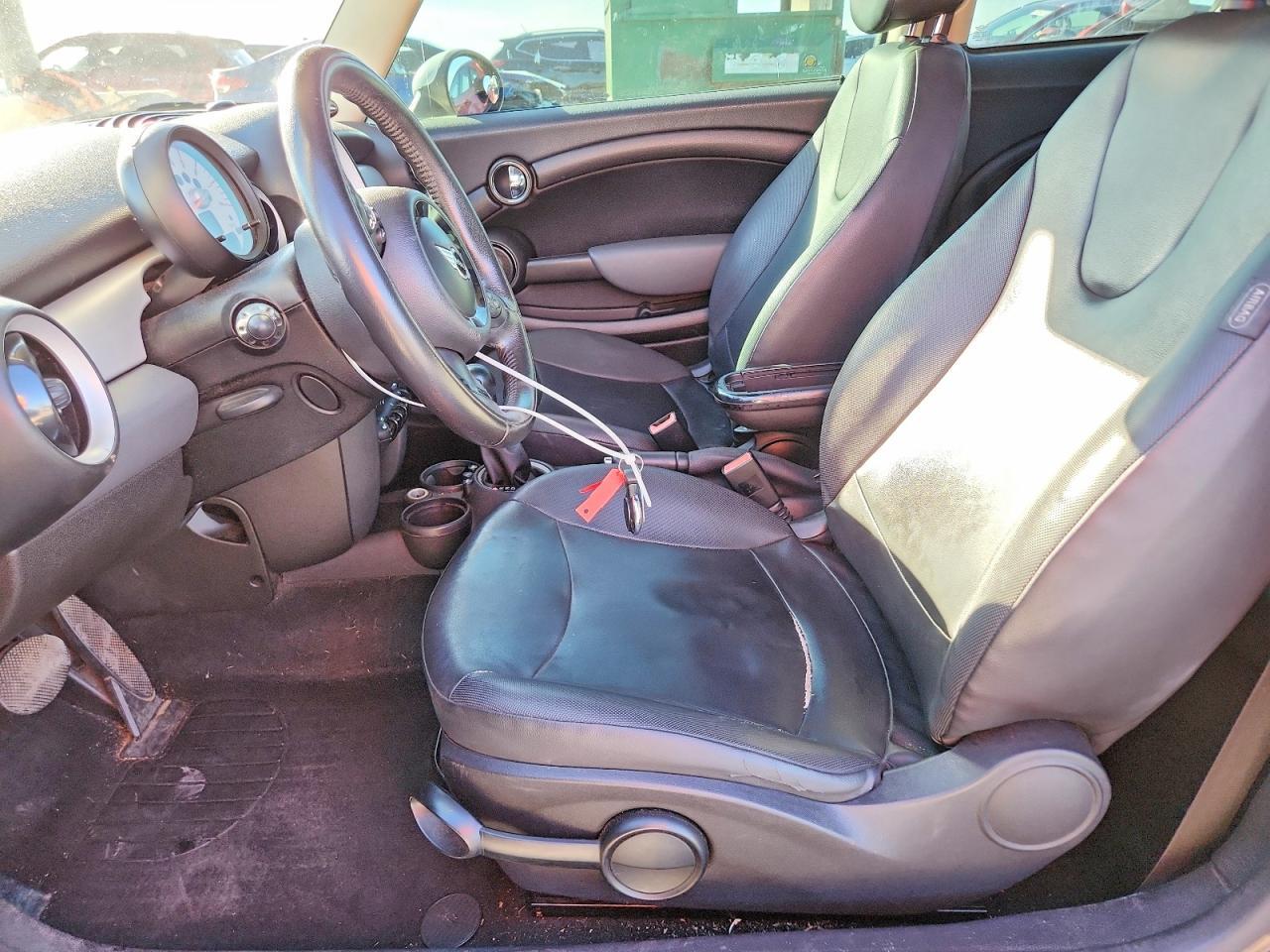 2011 Mini Cooper - Фото 7