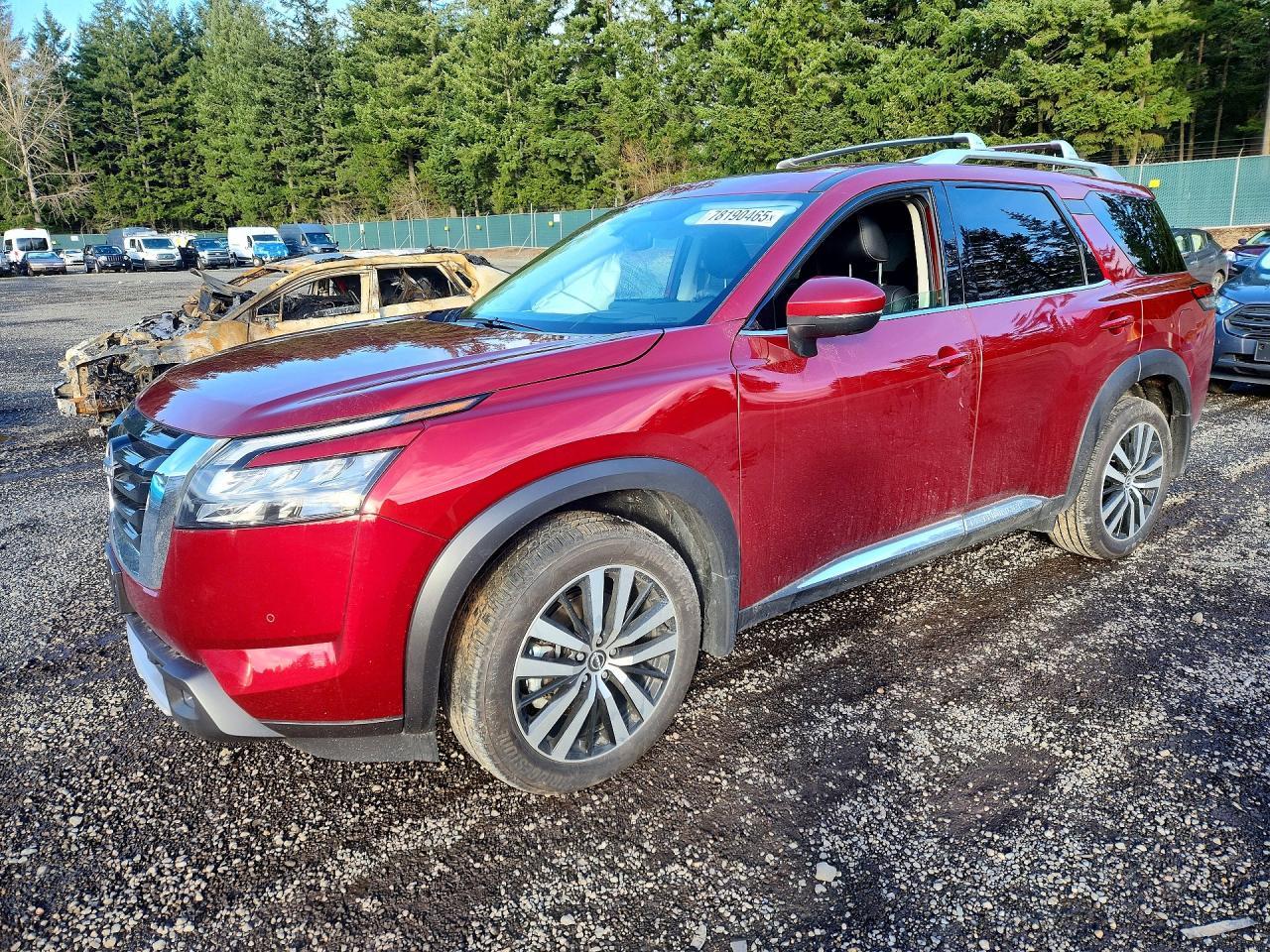 2025 Nissan Pathfinder Platinum