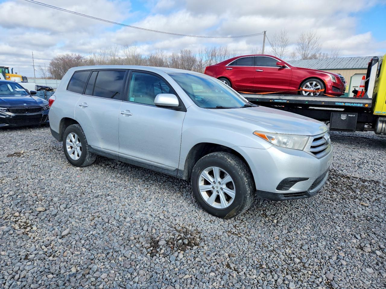 2013 Toyota Highlander Base - Image 4