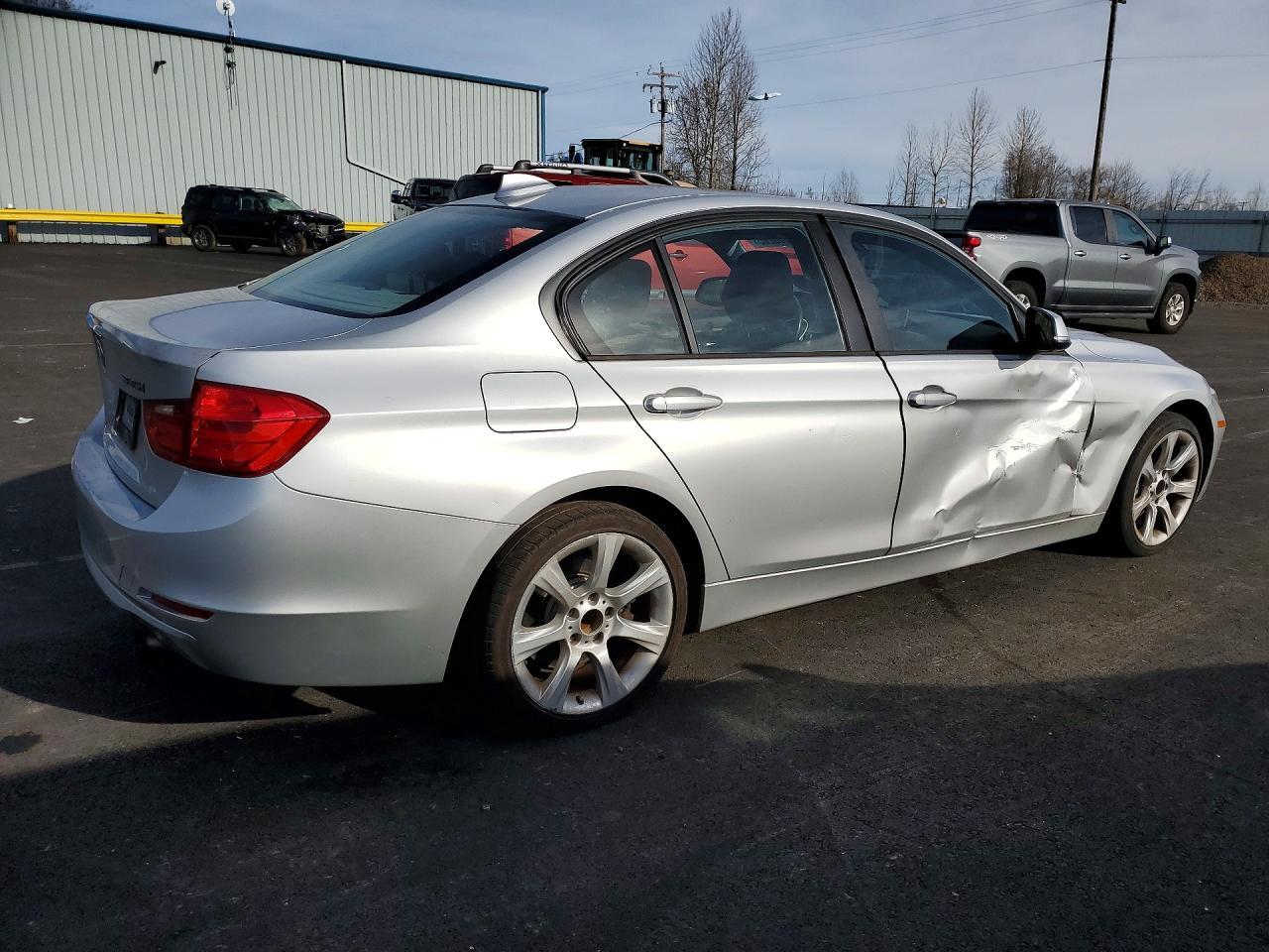 2013 BMW 335 I - Фото 3