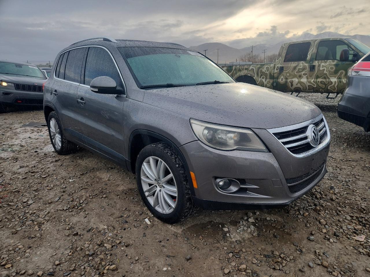 2011 Volkswagen Tiguan S - Фото 4